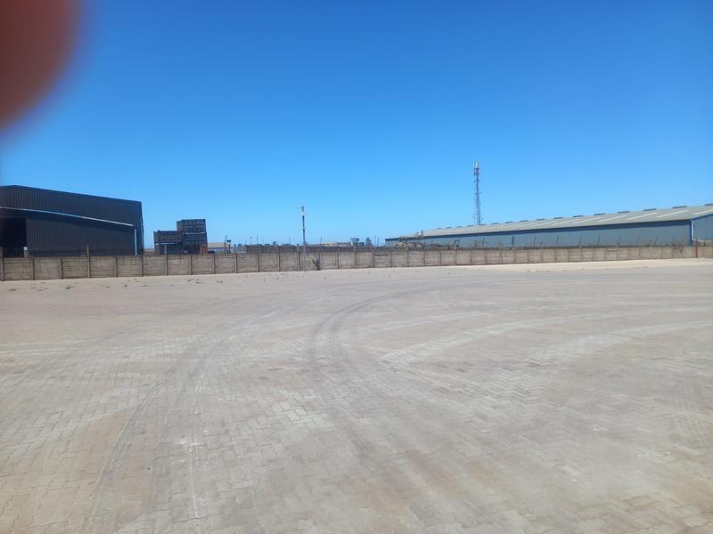 To Let commercial Property for Rent in Markman Industrial Eastern Cape